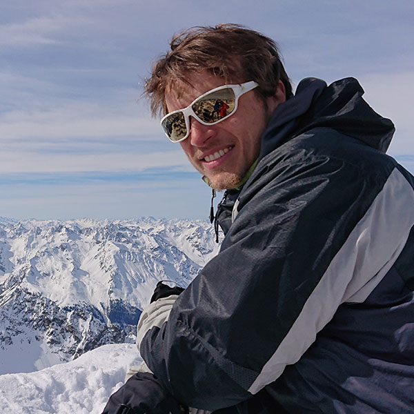 Nicolas Nicolas